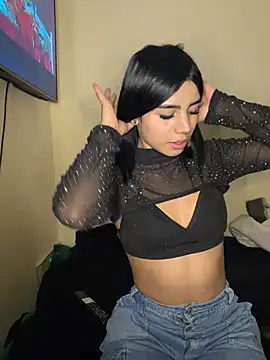 Laura-Khalifa online show from February 14, 2026, 6:02 am