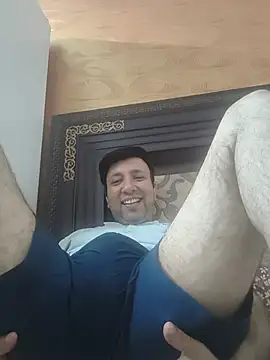 innocentboy1987 online show from July 13, 2026, 8:57 am