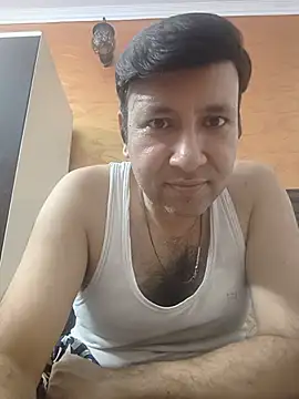innocentboy1987 online show from July 18, 2026, 4:26 pm
