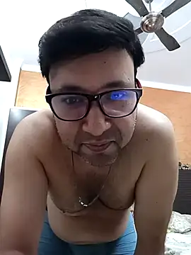 Snapshot of innocentboy1987 chatting on March 15, 2025, 8:04 am innocentboy1987 online show from March 15, 2025, 8:04 am