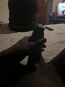 Goddess couple101 online show from January 6, 2026, 7:18 pm