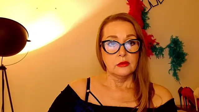 Snapshot of leaxSTAR chatting on February 25, 2025, 2:48 pm leaxSTAR online show from February 25, 2025, 2:48 pm