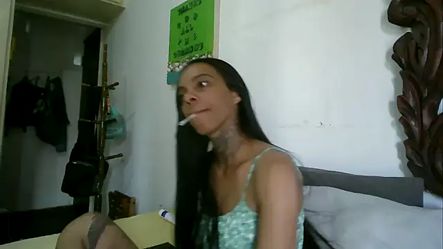 Snapshot of casalshowtime2 chatting on February 8, 2026, 4:05 pm casalshowtime2 online show from February 8, 2026, 4:05 pm