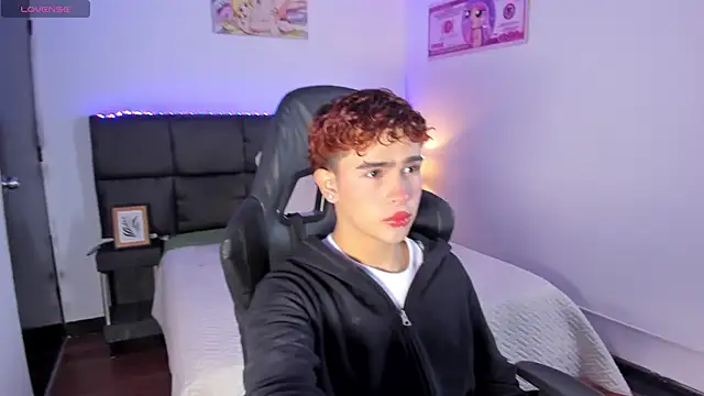 Aiiden 15 online show from November 24, 2025, 12:49 pm