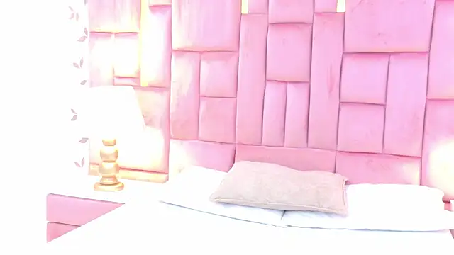 ArianaFranco online show from May 23, 2026, 9:14 pm