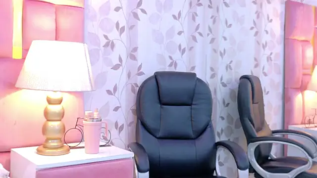 ArianaFranco online show from May 14, 2026, 12:46 pm