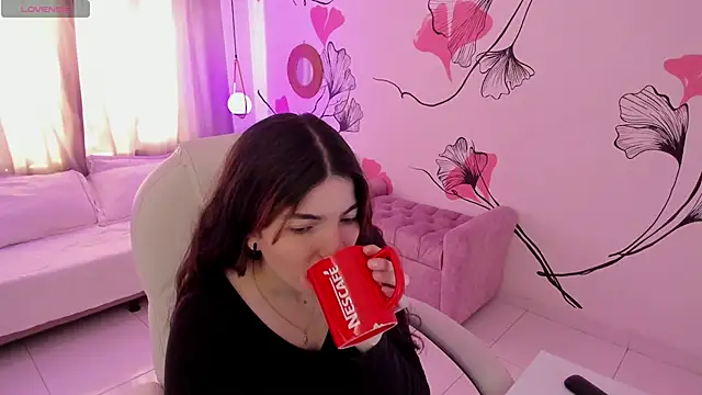 Isabela Fiorelli online show from April 11, 2026, 1:15 pm