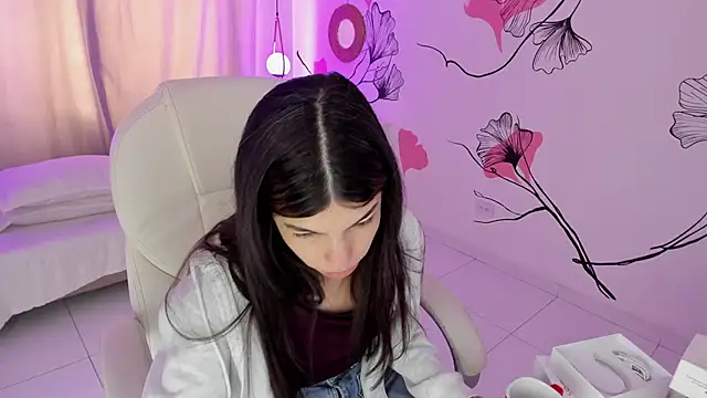 Isabela Fiorelli online show from January 13, 2026, 1:15 pm