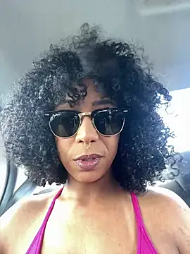 Snapshot of dianagolley420 chatting on March 21, 2026, 4:55 pm dianagolley420 online show from March 21, 2026, 4:55 pm