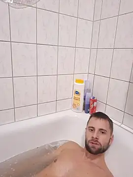 Snapshot of ademandjulia chatting on December 3, 2025, 6:18 pm ademandjulia online show from December 3, 2025, 6:18 pm