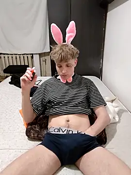 And25bn online show from April 1, 2026, 10:18 pm