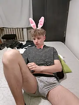 And25bn online show from March 28, 2026, 9:49 pm