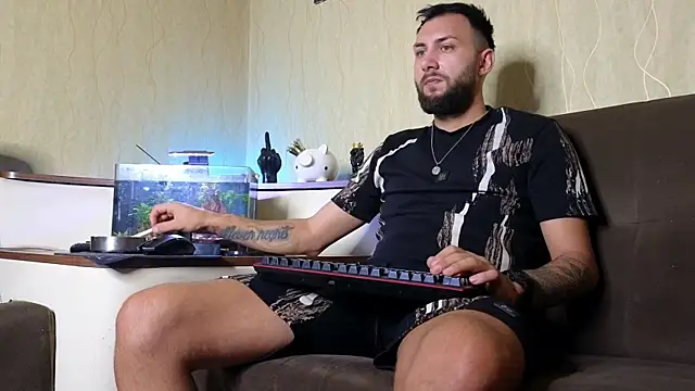 JamieNoxus online show from September 22, 2025, 6:52 am