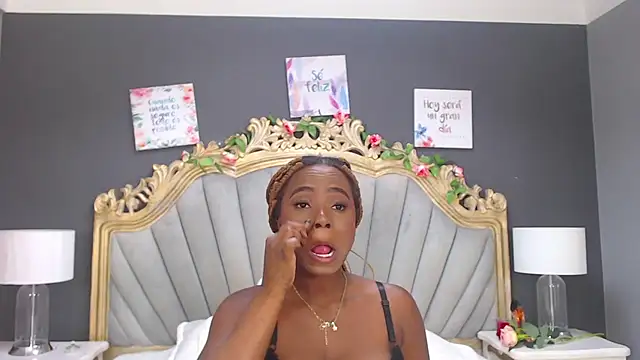 LindaBird online show from March 15, 2025, 8:21 pm