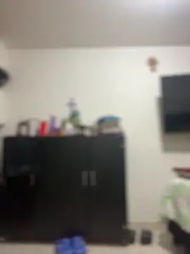 Carola-Ross online show from April 14, 2026, 5:18 pm