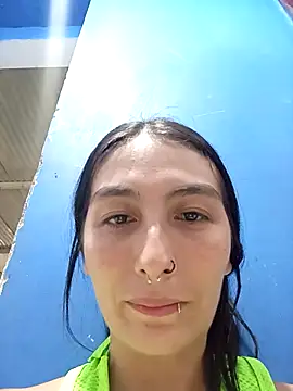 single mother indecent online show from November 23, 2025, 2:27 pm