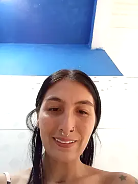 single mother indecent online show from October 20, 2025, 4:40 pm