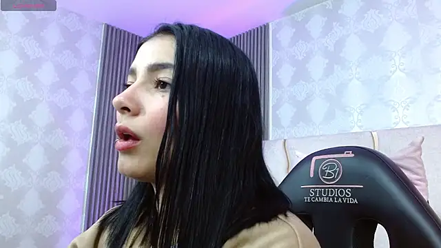 Gaby tay1 online show from October 12, 2025, 3:41 am