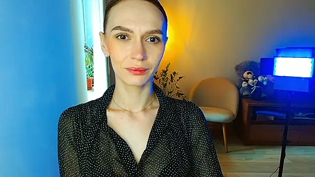 Lady Sunshine  online show from March 19, 2026, 7:19 am