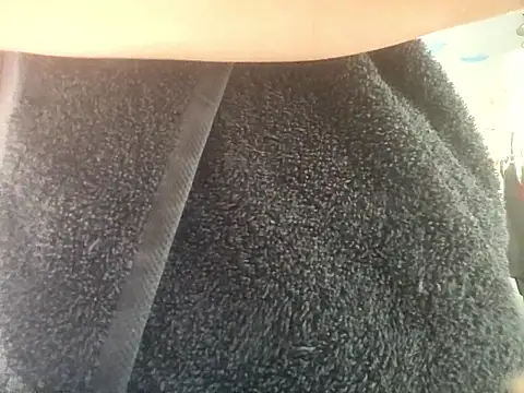 Snapshot of ShysluutGia chatting on January 15, 2026, 5:16 pm ShysluutGia online show from January 15, 2026, 5:16 pm