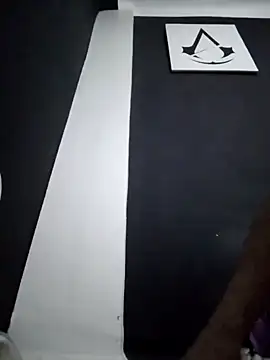 Adem usr online show from February 15, 2025, 8:12 pm