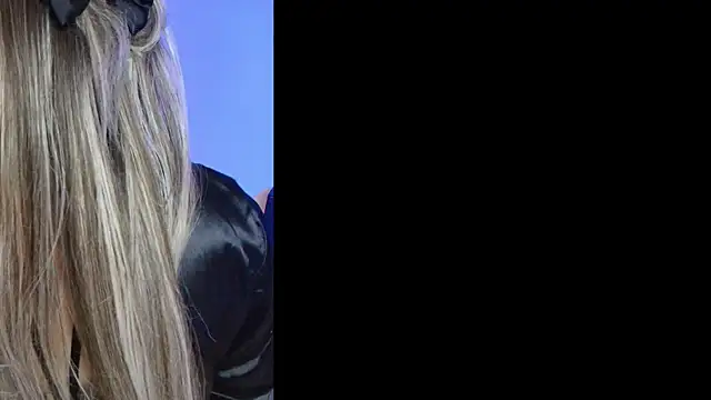 Snapshot of luciana_hunters chatting on March 10, 2025, 12:28 pm luciana hunters online show from March 10, 2025, 12:28 pm