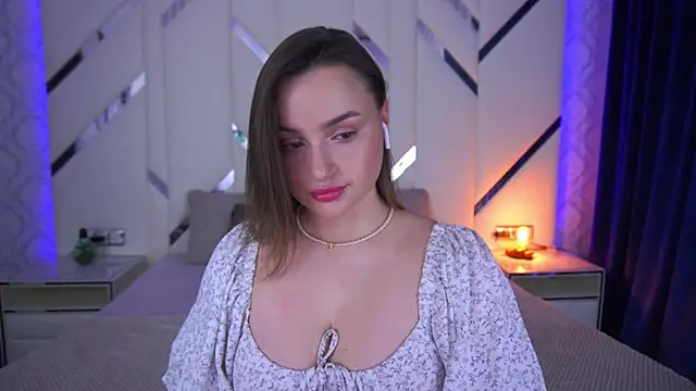 Snapshot of LindsieGreyy chatting on March 6, 2025, 7:25 am LindsieGreyy online show from March 6, 2025, 7:25 am