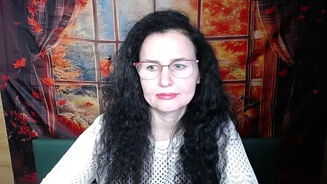 Miroslava Happi online show from November 23, 2025, 6:45 am