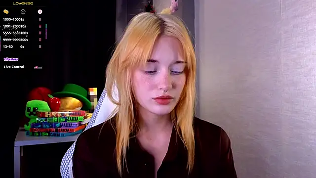 Hisoka akerley online show from September 26, 2025, 5:20 pm