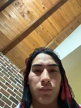 Snapshot of danna_alvarez chatting on November 10, 2025, 5:12 am danna alvarez online show from November 10, 2025, 5:12 am