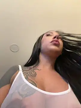 KarolVega- online show from February 4, 2026, 3:18 pm