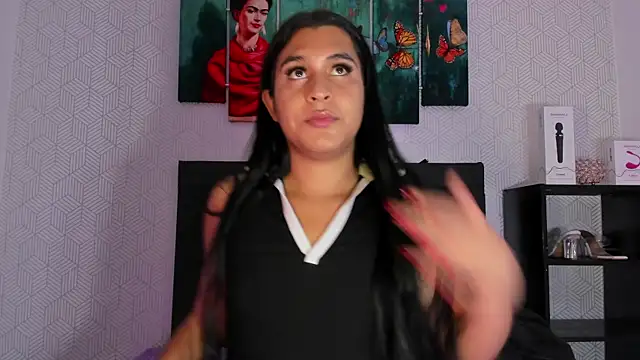 Selena fox7 online show from November 4, 2025, 3:21 am