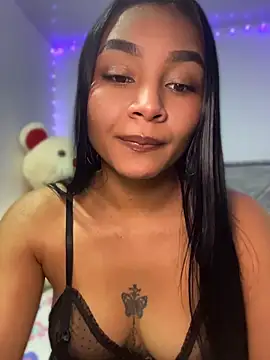 Snapshot of Lynda_Bonnie chatting on July 28, 2026, 7:50 pm Lynda Bonnie online show from July 28, 2026, 7:50 pm