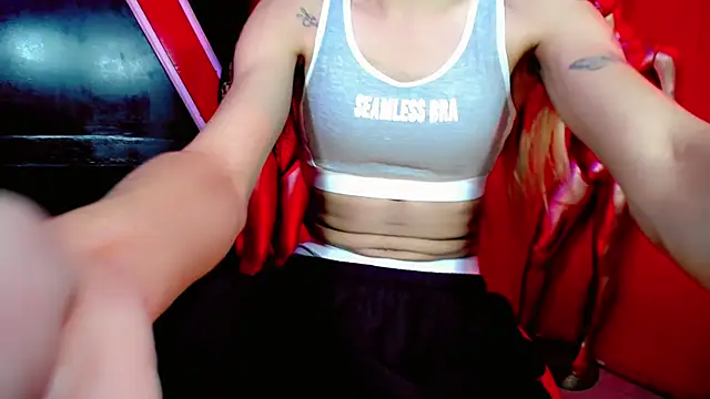 Snapshot of emelly_horny_ chatting on February 23, 2026, 7:14 pm emelly horny online show from February 23, 2026, 7:14 pm