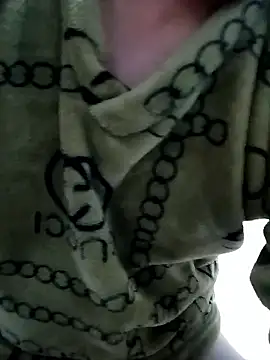 Snapshot of jhon_1988_24 chatting on February 12, 2026, 12:32 am jhon 1988 24 online show from February 12, 2026, 12:32 am