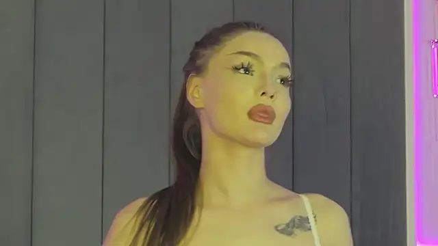 Snapshot of AlexaBright chatting on February 26, 2025, 1:46 am AlexaBright online show from February 26, 2025, 1:46 am