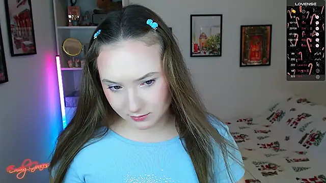 EmilyxxGraces online show from December 19, 2025, 8:44 pm