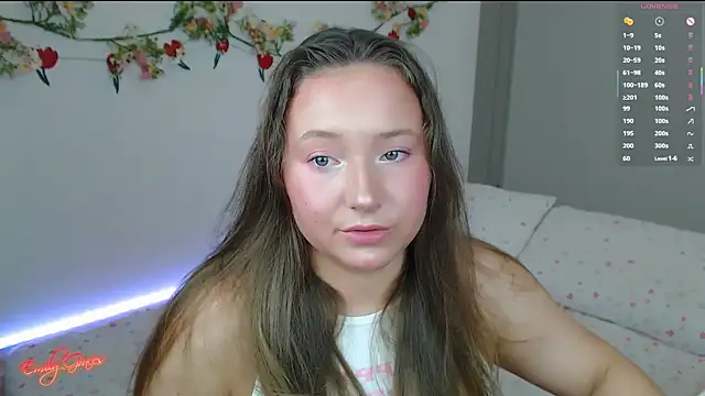 EmilyxxGraces online show from April 17, 2026, 10:01 pm