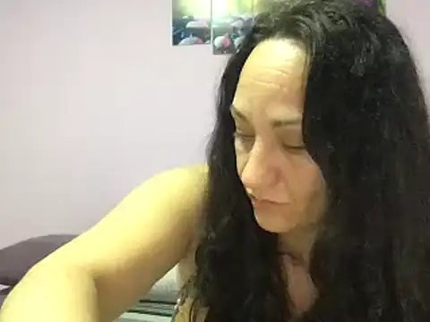 karllaa1234 online show from March 18, 2025, 4:28 pm