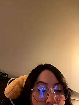 ValentinaOrtiz3 online show from November 15, 2025, 12:47 am