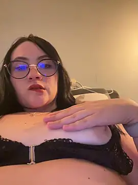 ValentinaOrtiz3 online show from February 14, 2026, 3:29 am