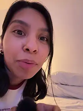 Snapshot of Valeedoll chatting on March 5, 2026, 4:20 am Valeedoll online show from March 5, 2026, 4:20 am