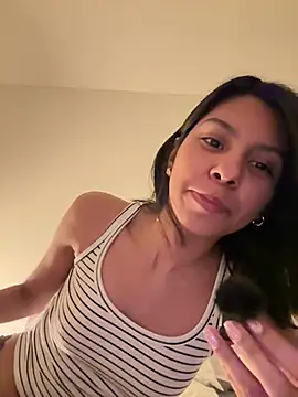 Snapshot of Valeedoll chatting on March 3, 2026, 4:19 am Valeedoll online show from March 3, 2026, 4:19 am