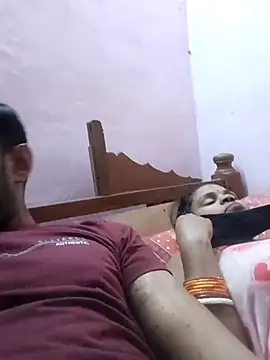 Hot couple493 online show from March 5, 2025, 5:50 pm