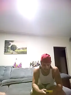 Snapshot of TonnyMoreno chatting on March 4, 2026, 12:40 am TonnyMoreno online show from March 4, 2026, 12:40 am