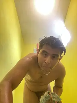 jonzzvergs online show from June 19, 2026, 3:40 pm