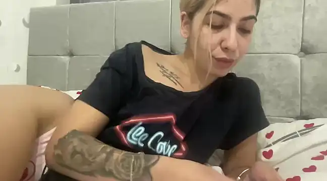 sarrah rossy online show from February 17, 2025, 9:43 pm