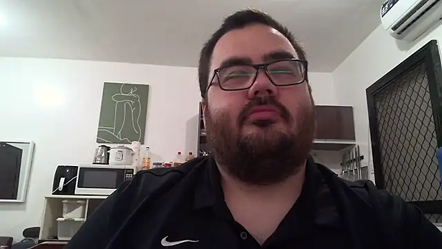 alexxxbear online show from February 10, 2025, 6:24 pm