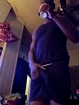 Snapshot of birdg chatting on October 30, 2025, 3:42 pm birdg online show from October 30, 2025, 3:42 pm