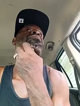 Snapshot of birdg chatting on September 21, 2025, 10:26 pm birdg online show from September 21, 2025, 10:26 pm